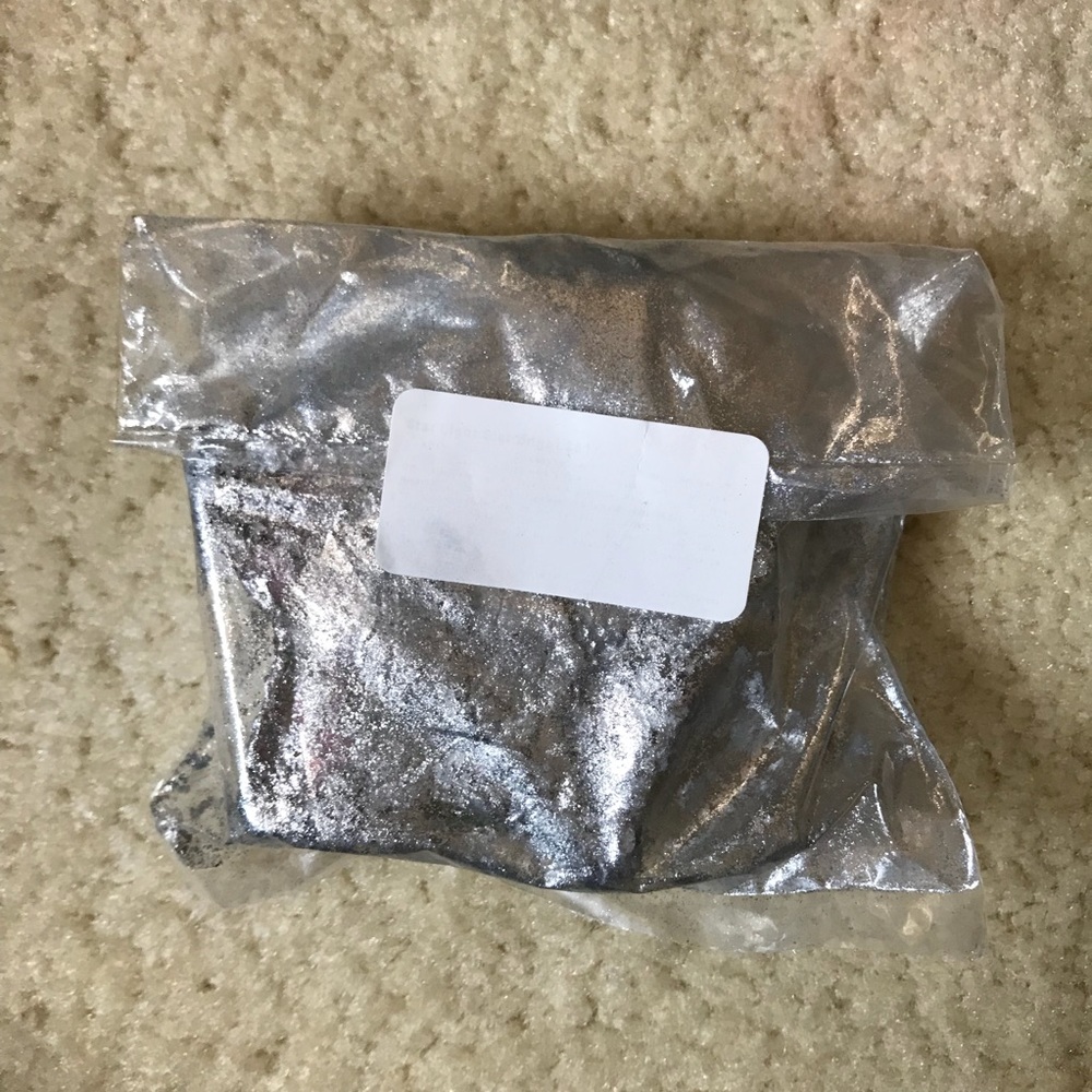 *5 for $25* Lush star light star bright bath melt - Picture 3 of 4